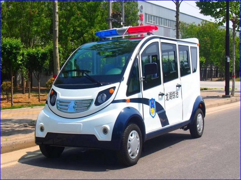 6座封（fēng）闭式（shì）巡逻（luó）车